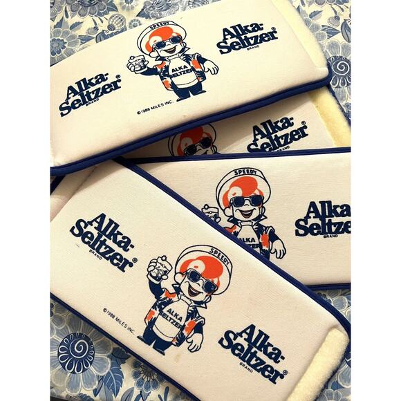 Speedy Alka-Seltzer Beverage Holder Koozie Can Bottle Cooler 1988 Miles Inc - Picture 1 of 5